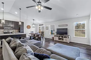 1018 Savanna Pl Dr, Festus, MO 63028 - Photo 5