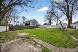 306 Wall St, Wentzville, MO 63385 - Photo 37