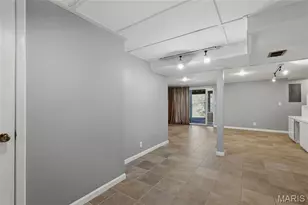 1041 Terracewood Cir, Ballwin, MO 63011 - Photo 21