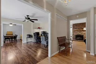 1041 Terracewood Cir, Ballwin, MO 63011 - Photo 3