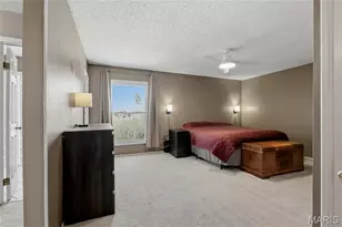 1041 Terracewood Cir, Ballwin, MO 63011 - Photo 11