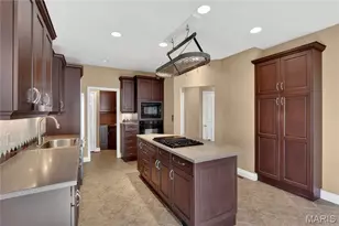 1221 Ruth Dr, Kirkwood, MO 63122 - Photo 15