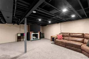 12301 Matthews Ln, Saint Louis, MO 63127 - Photo 49