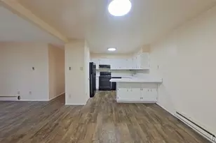 8729 Sieloff Dr, Saint Louis, MO 63042 - Photo 5