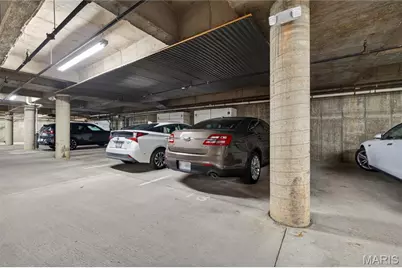 540 N and South Road #103, University City, MO 63130 - Photo 19