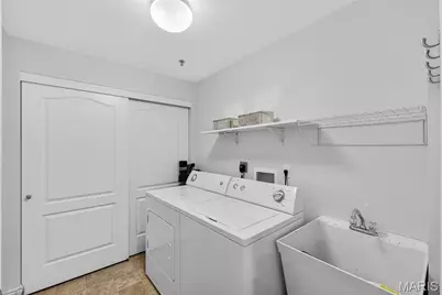 540 N and South Road #103, University City, MO 63130 - Photo 17