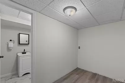 1981 Saint Johns Crossing, Arnold, MO 63010 - Photo 25