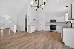 1013 Samwise St, Wright City, MO 63390 - Photo 5