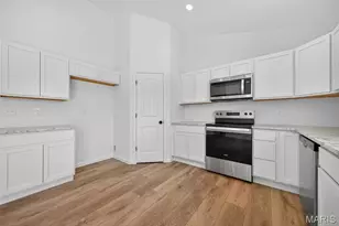 1013 Samwise St, Wright City, MO 63390 - Photo 9