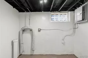 10410 Ewell Dr, Saint Louis, MO 63137 - Photo 43