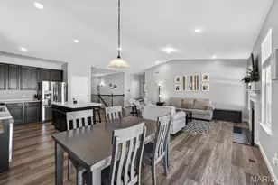 703 Tinsley Ct, Saint Charles, MO 63304 - Photo 13