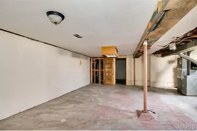 9984 Duke Drive, Moline Acres, MO 63136 - Photo 11