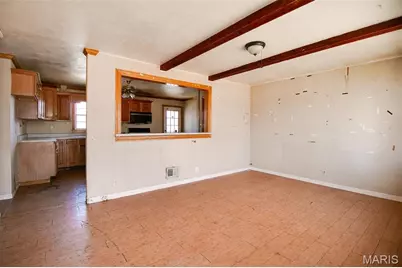 9984 Duke Drive, Moline Acres, MO 63136 - Photo 9