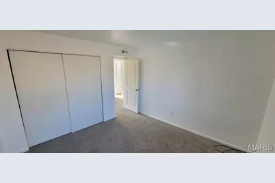 12435 Sea Lane Drive, Florissant, MO 63033 - Photo 13