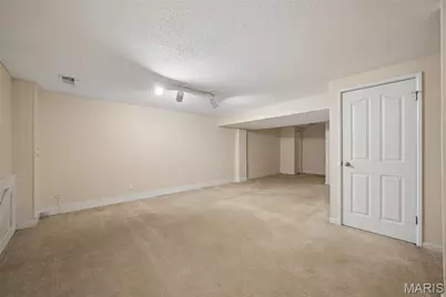 1426 Willow Brook Cove, Saint Louis, MO 63146 - Photo 19