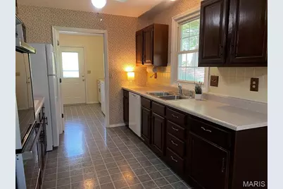 9923 Regalton Court, Unincorporated, MO 63123 - Photo 13
