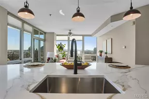 4909 Laclede Ave, Saint Louis, MO 63108 - Photo 11