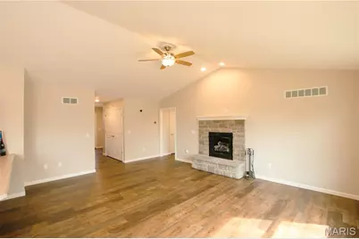 611 Hawthorn Drive, Sullivan, MO 63080 - Photo 3