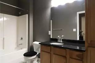 37 Kassebaum Ln, Saint Louis, MO 63129 - Photo 19