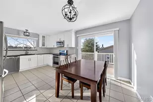 5646 Dove Mdw Ln, Saint Louis, MO 63129 - Photo 11