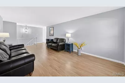 5646 Dove Meadow Lane, Saint Louis, MO 63129 - Photo 7