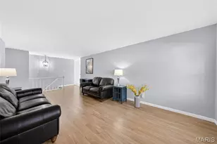 5646 Dove Mdw Ln, Saint Louis, MO 63129 - Photo 7