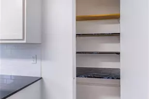 8124-8130 Roxburgh Dr, Saint Louis, MO 63105 - Photo 37