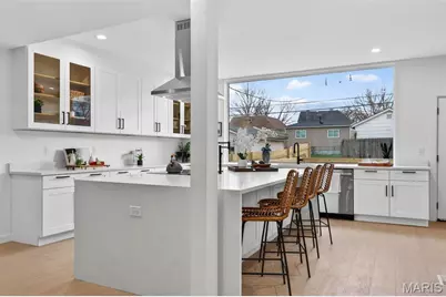 4140 Burgen Avenue, Saint Louis, MO 63116 - Photo 15