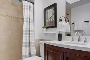 13453 Coliseum Dr, Chesterfield, MO 63017 - Photo 17