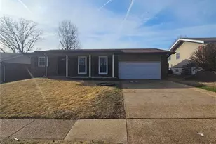 4451 Rhine Dr, Florissant, MO 63033 - Photo 3