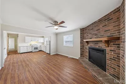 4451 Rhine Drive, Florissant, MO 63033 - Photo 13