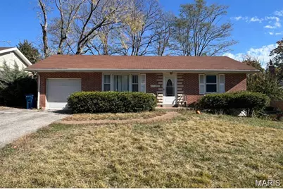 4708 N Hills Lane, Saint Louis, MO 63121 - Photo 1