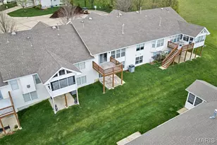 12 N Trumbull Cir, Saint Charles, MO 63301 - Photo 37