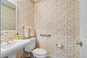 12 N Trumbull Cir, Saint Charles, MO 63301 - Photo 7