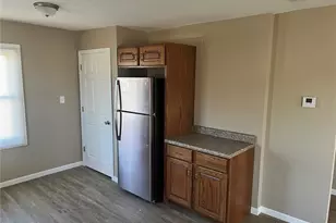 348 West 2nd, Lebanon, MO 65536 - Photo 9