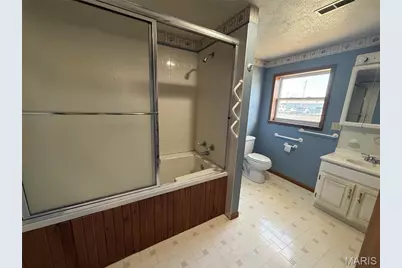 718 N Sturgeon Street, Montgomery City, MO 63361 - Photo 23