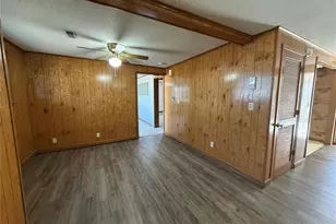 718 N Sturgeon St, Montgomery City, MO 63361 - Photo 7