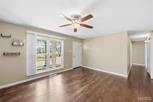729 Vanderville Dr, Fenton, MO 63026 - Photo 11