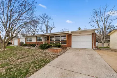 3155 Parker Road, Saint Louis, MO 63033 - Photo 3