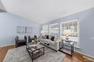 3155 Parker Rd, Saint Louis, MO 63033 - Photo 5