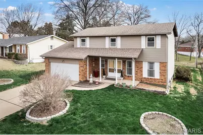 9542 General Lee Drive, Saint Louis, MO 63126 - Photo 1