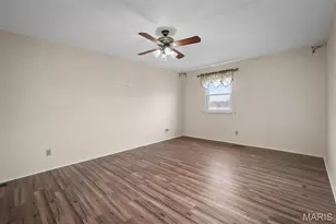 9542 General Lee Dr, Saint Louis, MO 63126 - Photo 17