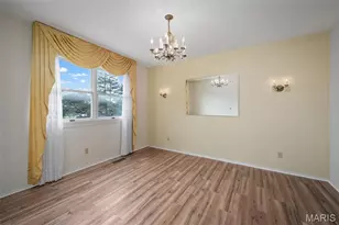 9542 General Lee Dr, Saint Louis, MO 63126 - Photo 7