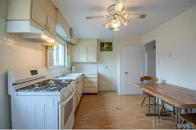 11648 Villa Dorado Drive, Saint Louis, MO 63146 - Photo 13