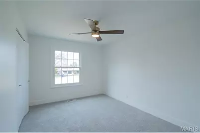 156 Forest Brook Lane, Saint Louis, MO 63146 - Photo 19