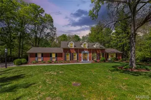 16 Williamsburg Rd, Creve Coeur, MO 63141 - Photo 51