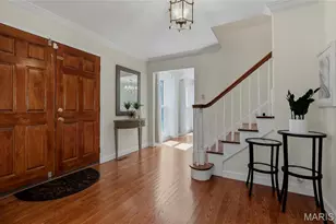 16 Williamsburg Rd, Creve Coeur, MO 63141 - Photo 3