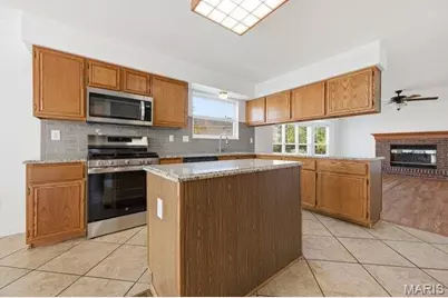 352 Beckley Place, Saint Charles, MO 63304 - Photo 29