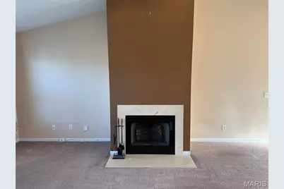 733 Pecan Hill Drive, Saint Charles, MO 63304 - Photo 9