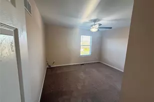 733 Pecan Hill Dr, Saint Charles, MO 63304 - Photo 35